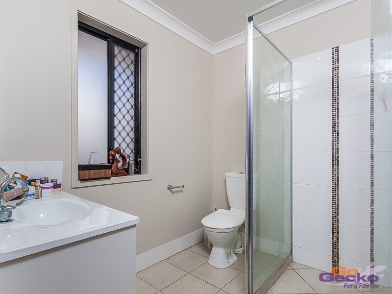 12 Suntrust Street, North Lakes QLD 4509