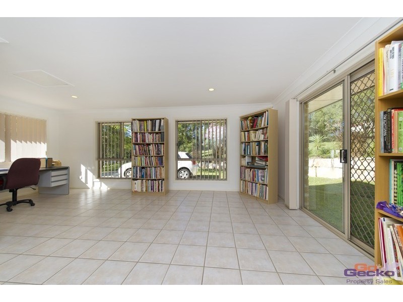 9 Forest Creek Place, Wamuran QLD 4512