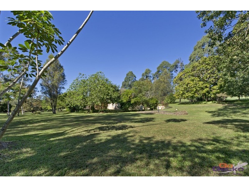 9 Forest Creek Place, Wamuran QLD 4512