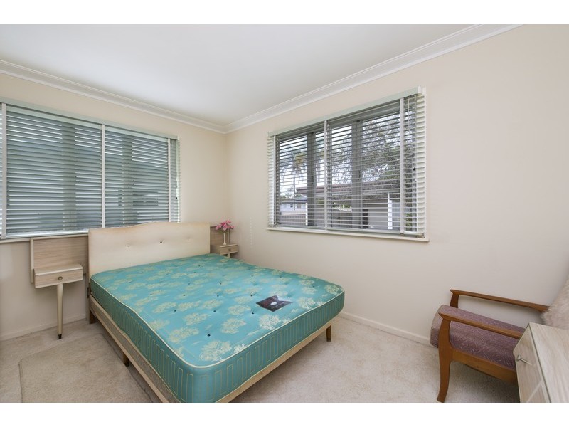 21 Redbank Road, Redcliffe QLD 4020