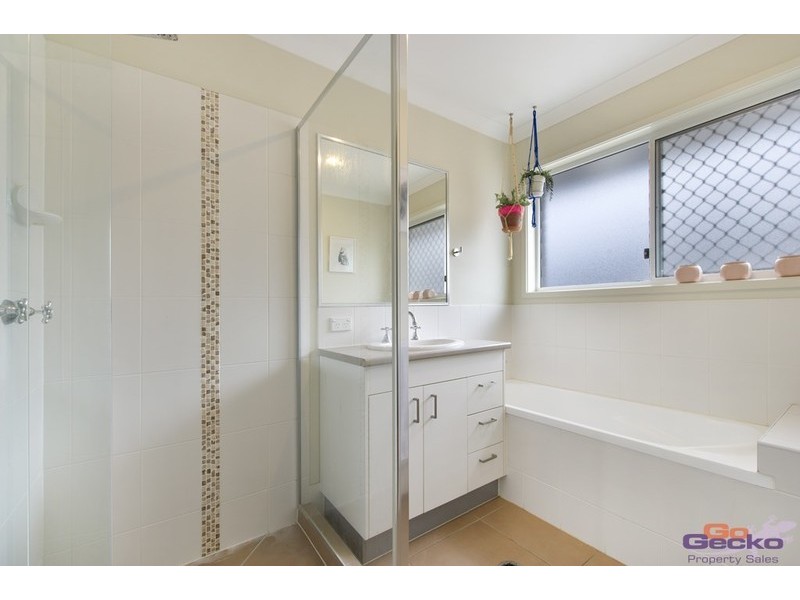 16 Bottle Tree Crescent, Mango Hill QLD 4509