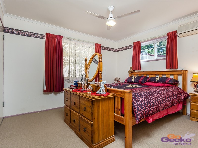 8 Robin Court, Kallangur QLD 4503