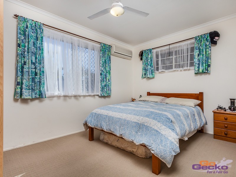 8 Robin Court, Kallangur QLD 4503