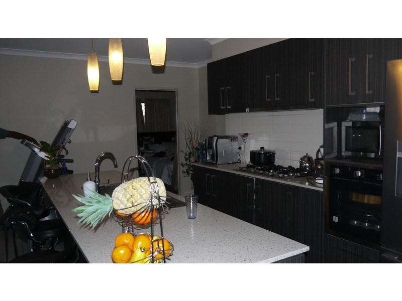 18 Manhattan Crescent, North Lakes QLD 4509