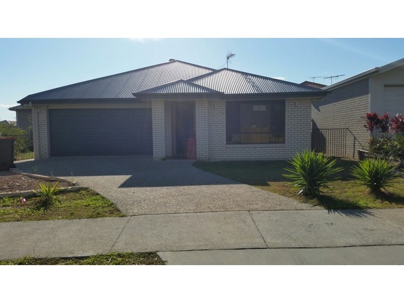 18 Manhattan Crescent, North Lakes QLD 4509