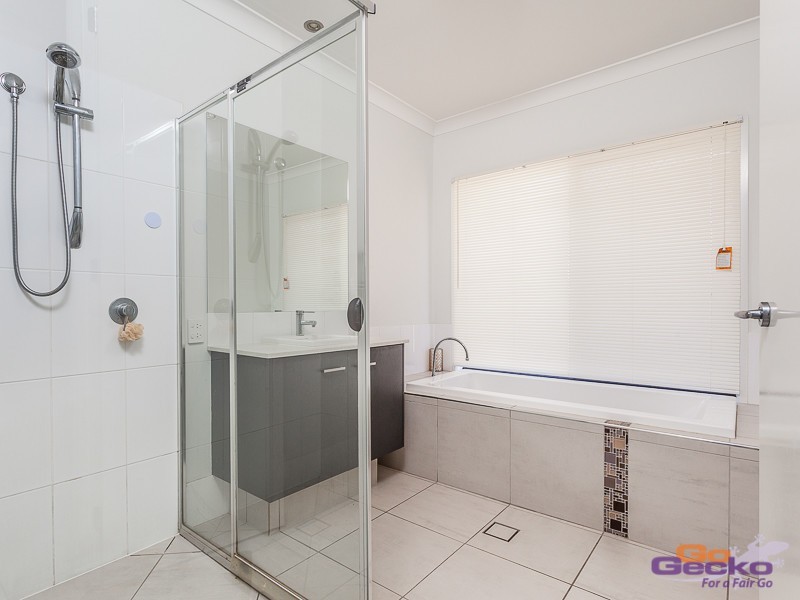 91 MacDonald Drive, Narangba QLD 4504