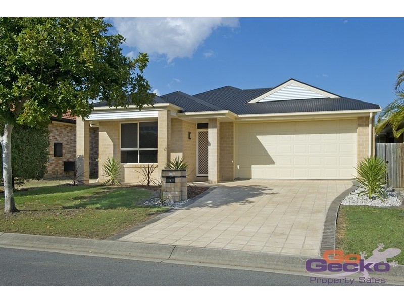 7 Satinash Court, North Lakes QLD 4509