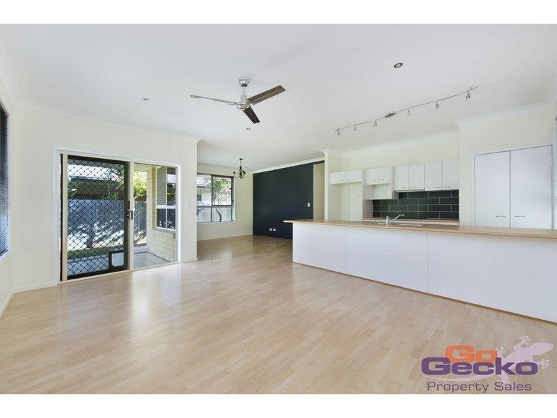7 Satinash Court, North Lakes QLD 4509