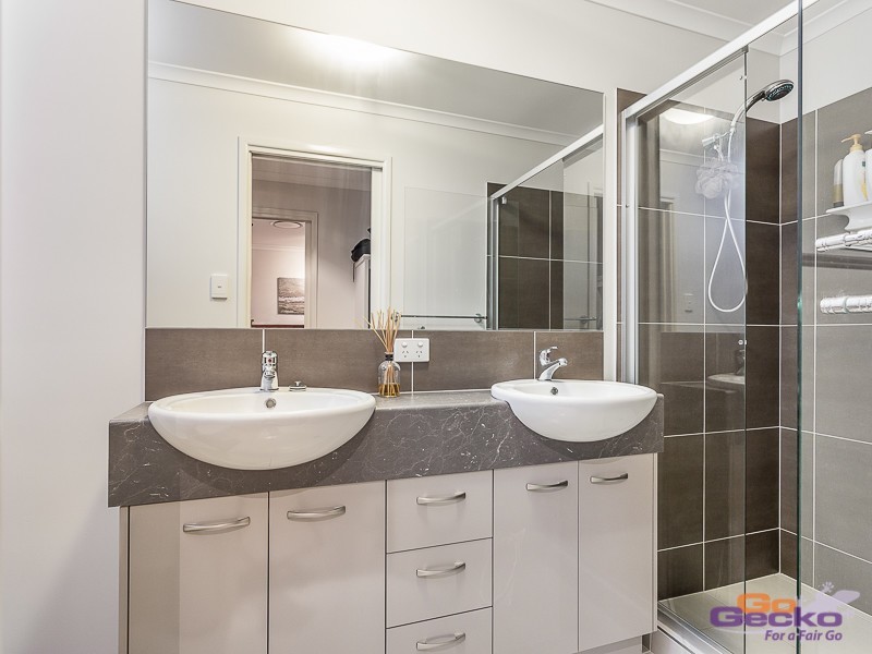 17 Hodgskin Street, Caboolture QLD 4510
