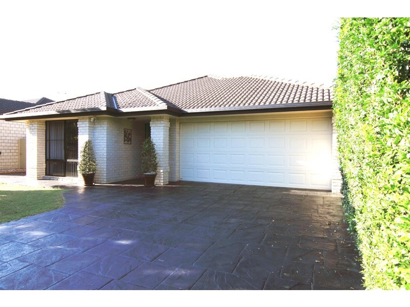 3 Grampion Circuit, North Lakes QLD 4509
