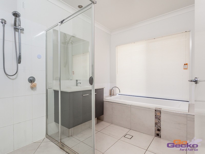 91 MacDonald Drive, Narangba QLD 4504