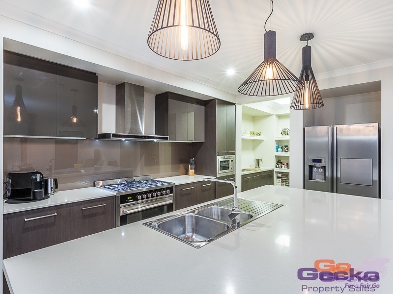 6-8 Shelford Drive, Delaneys Creek QLD 4514