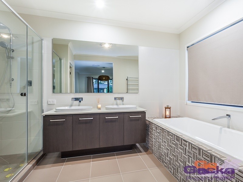 6-8 Shelford Drive, Delaneys Creek QLD 4514