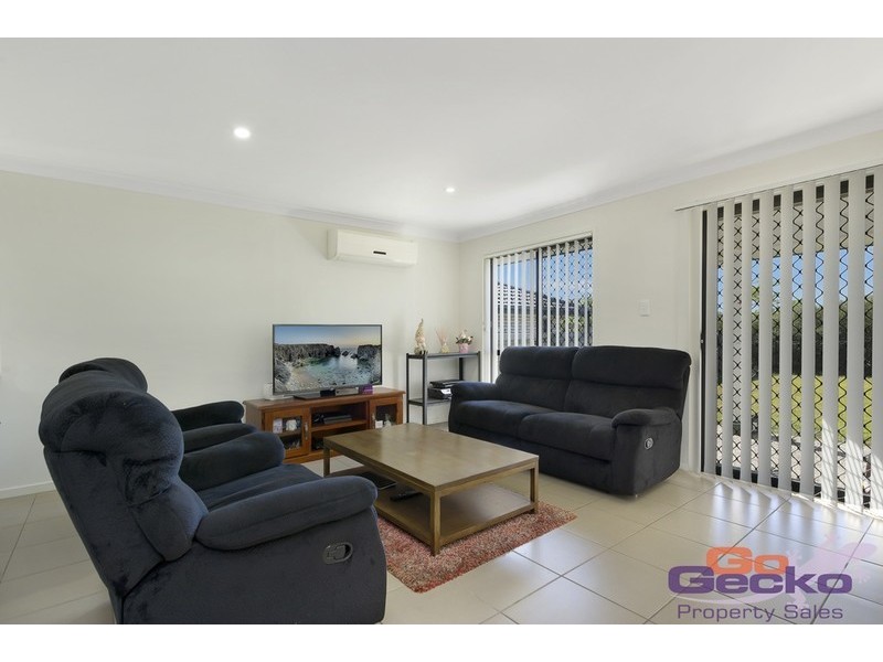 10 Petronas Street, North Lakes QLD 4509