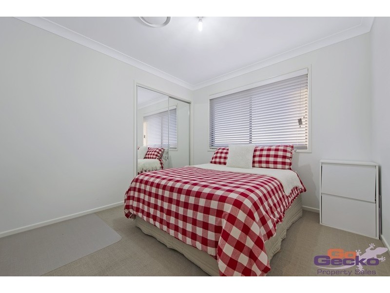 8 McIlwaith Street, North Lakes QLD 4509