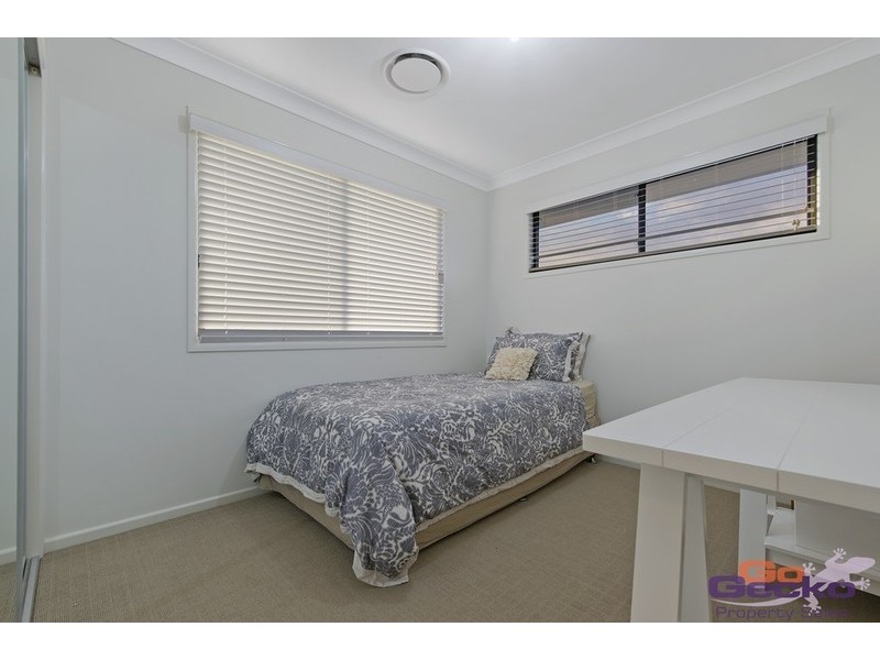 8 McIlwaith Street, North Lakes QLD 4509