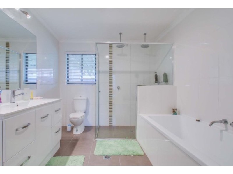 6 Roy Court, Lawnton QLD 4501