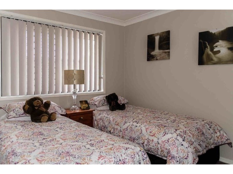 24 Dicarlo Drive, Morayfield QLD 4506