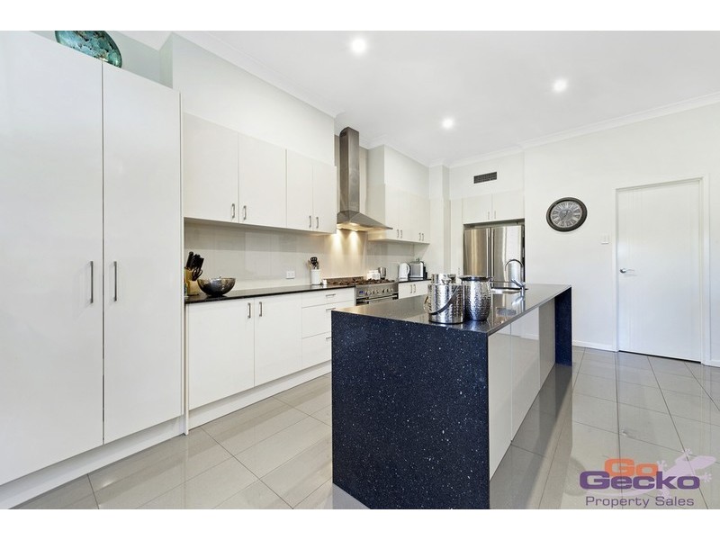 15/50 Lakefield Drive, North Lakes QLD 4509