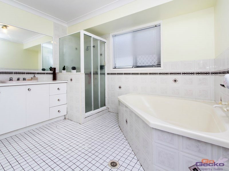 18 Harry Mac Court, Narangba QLD 4504