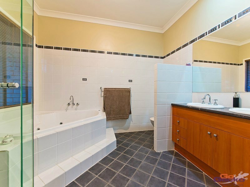 77 Nectar Way, Burpengary QLD 4505