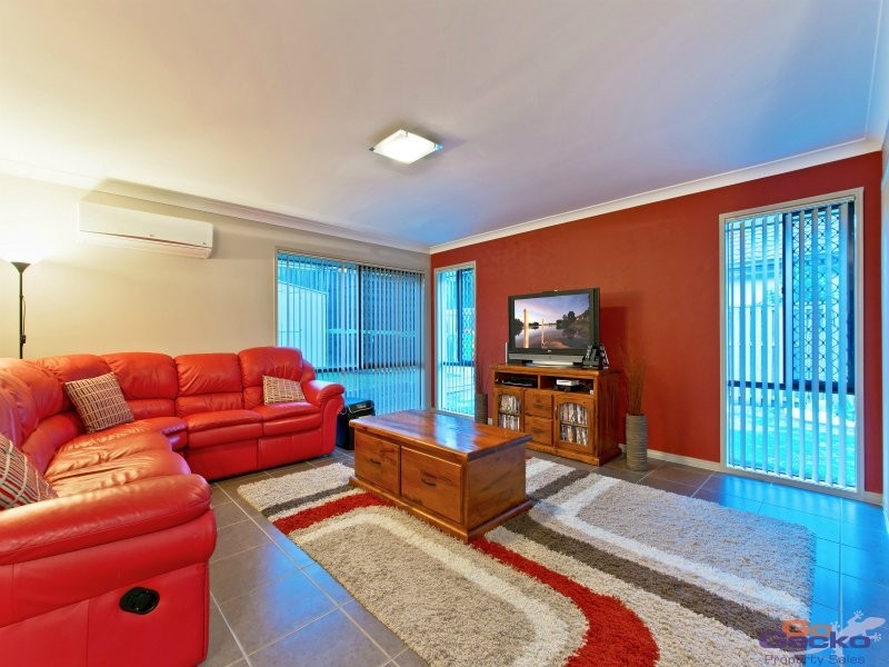 16 Jardine Place, Narangba QLD 4504