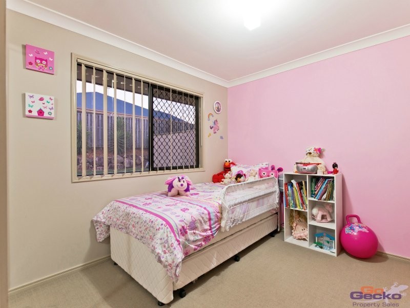16 Jardine Place, Narangba QLD 4504