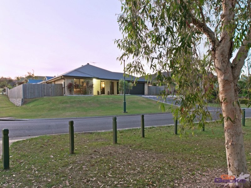 16 Jardine Place, Narangba QLD 4504