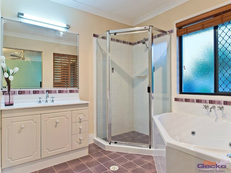 12 Crane Street, North Lakes QLD 4509