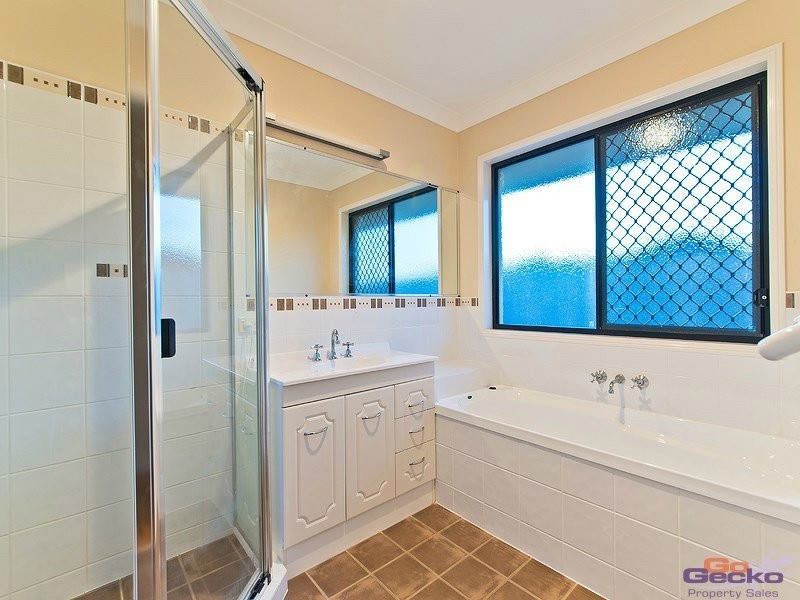 12 Crane Street, North Lakes QLD 4509