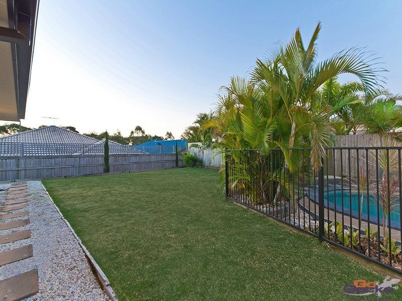 12 Crane Street, North Lakes QLD 4509