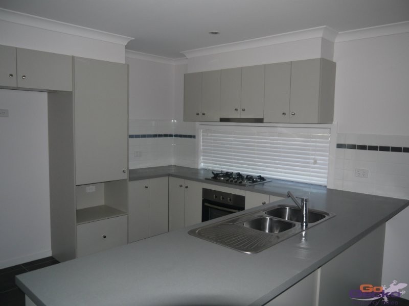 11 Peggy Road, Bellmere QLD 4510