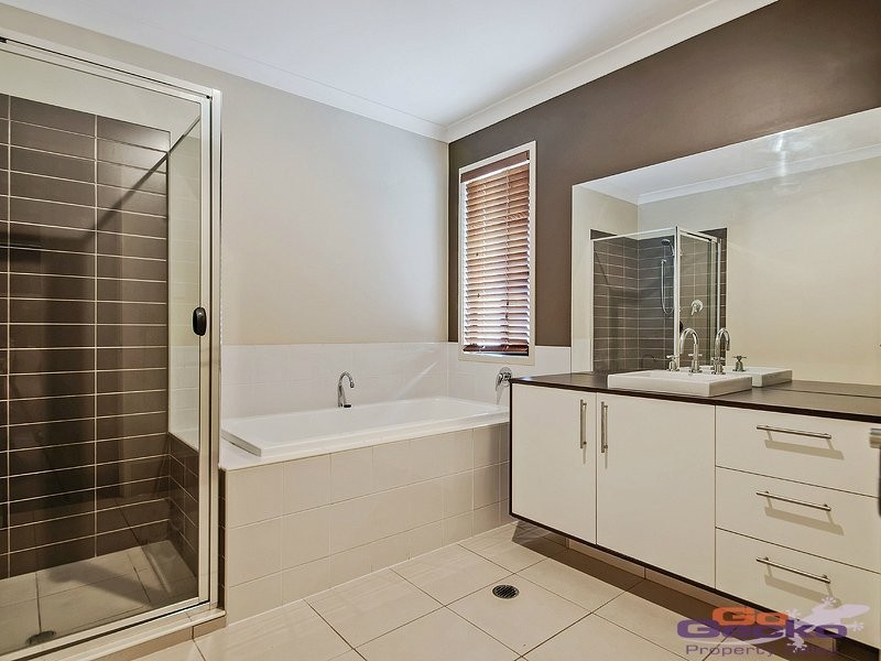 16 Whiteface Street, Mango Hill QLD 4509