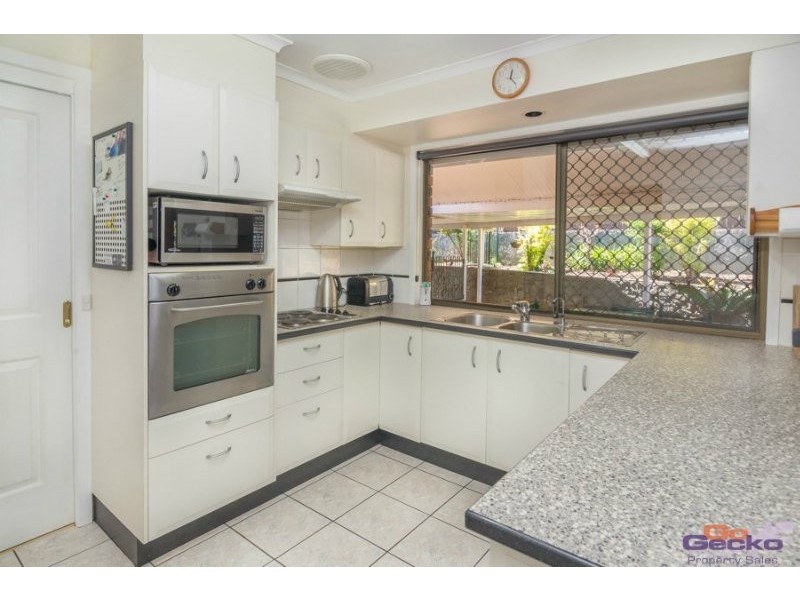 3 Eyre Avenue, Petrie QLD 4502