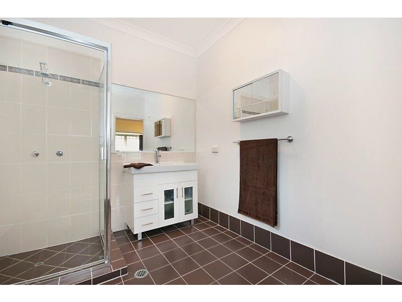 15 Castle Hill Drive, Murrumba Downs QLD 4503