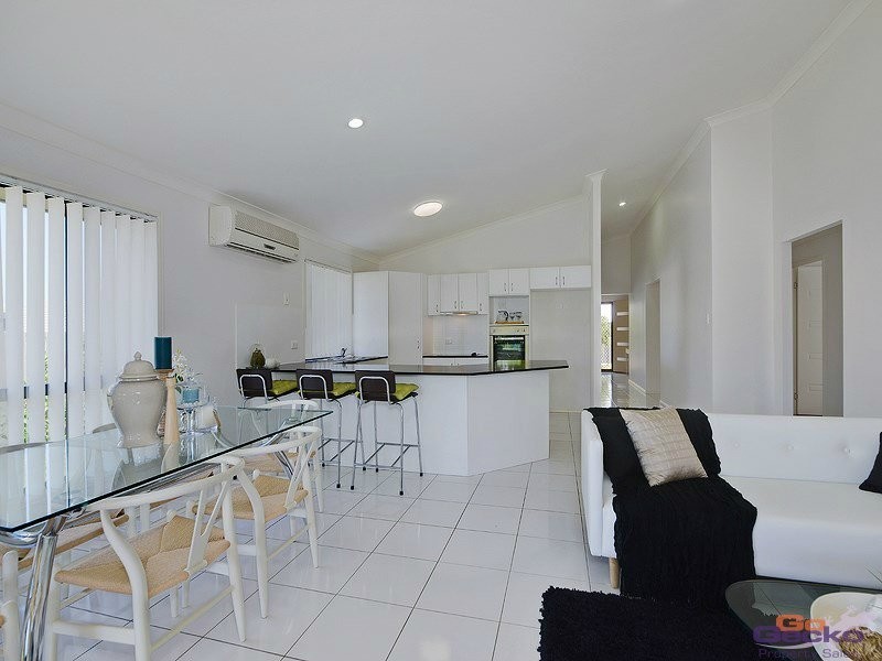 10 Canaipa Court, Rothwell QLD 4022