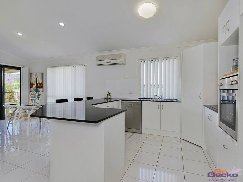 10 Canaipa Court, Rothwell QLD 4022