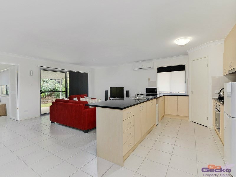 10 Carbeen Crescent, Lawnton QLD 4501