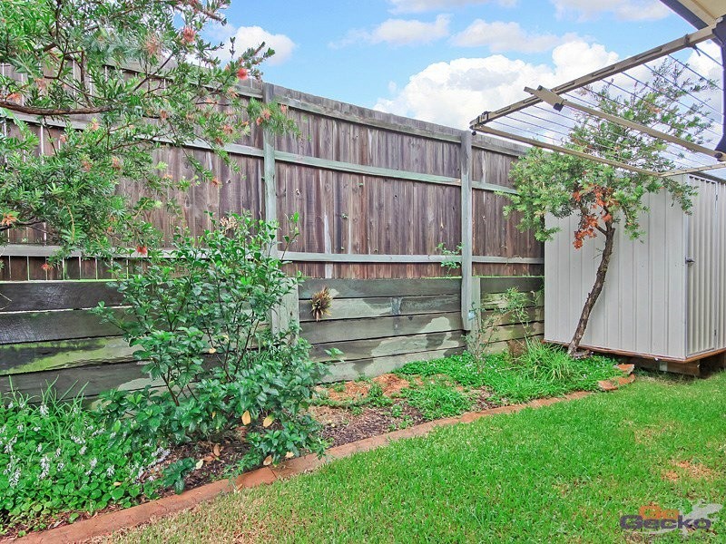 2/11 Lady Bowen Parade, Rothwell QLD 4022