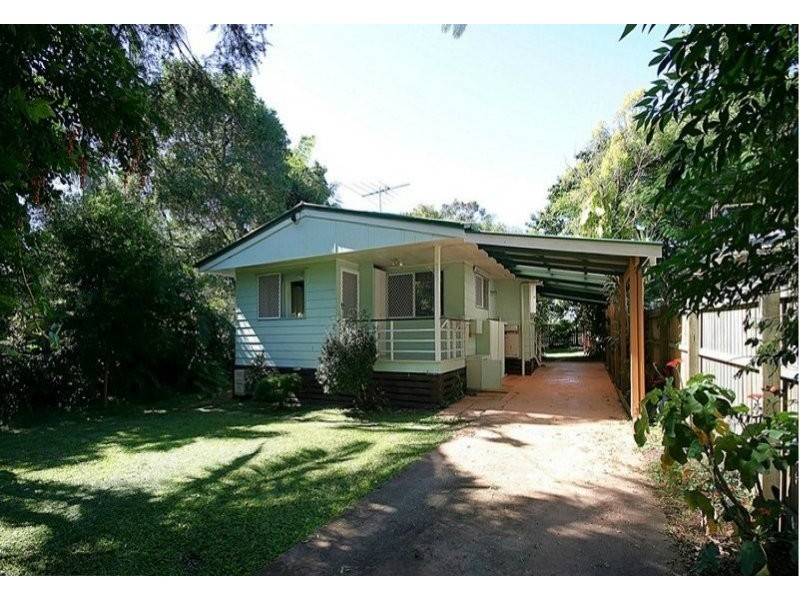 206 School Rd, Kallangur QLD 4503