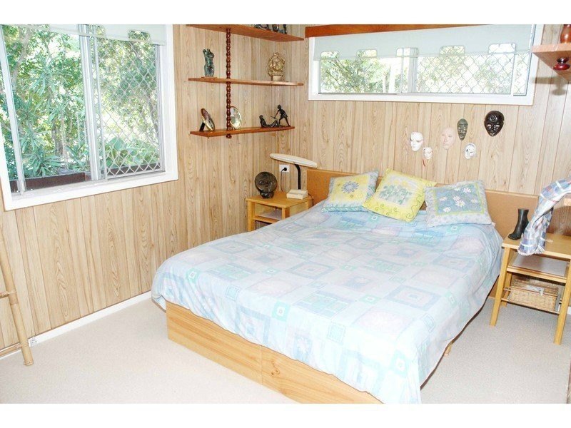 206 School Rd, Kallangur QLD 4503