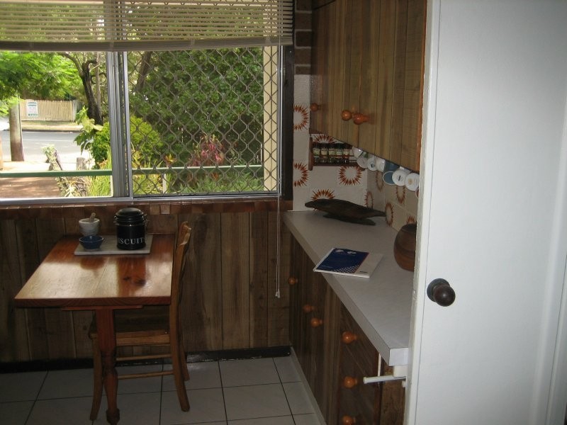 206 School Rd, Kallangur QLD 4503
