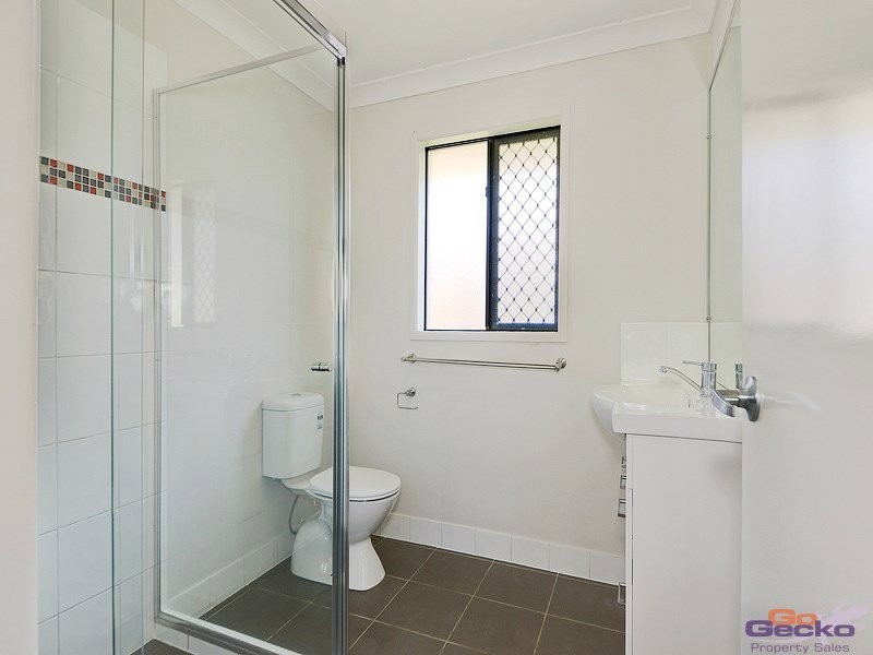 43 Sears Parade, North Lakes QLD 4509