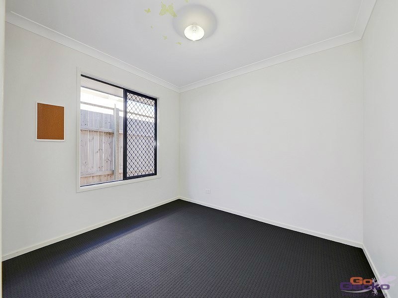 43 Sears Parade, North Lakes QLD 4509