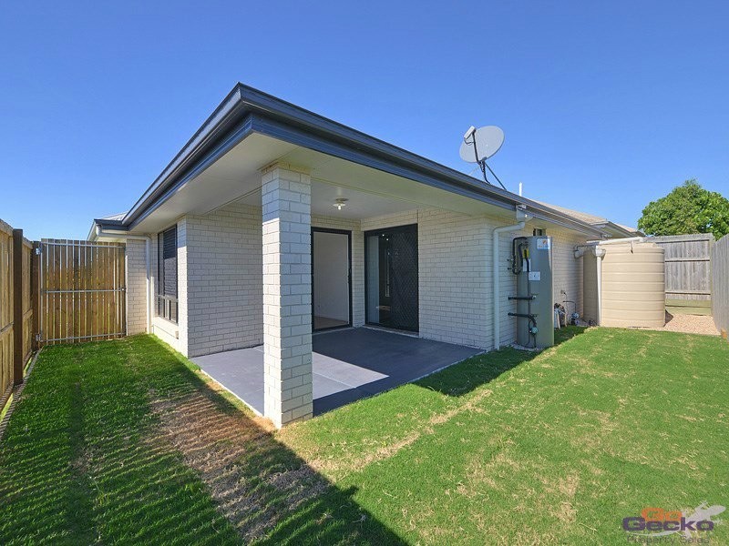 43 Sears Parade, North Lakes QLD 4509