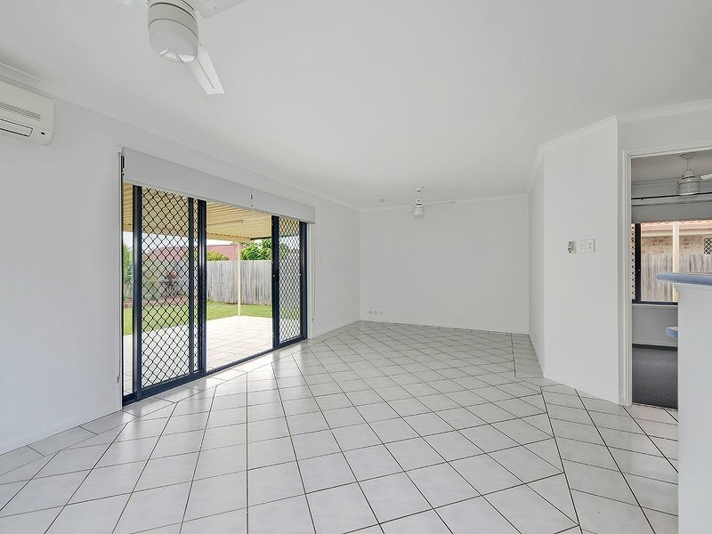 18 Davenport Parade, North Lakes QLD 4509