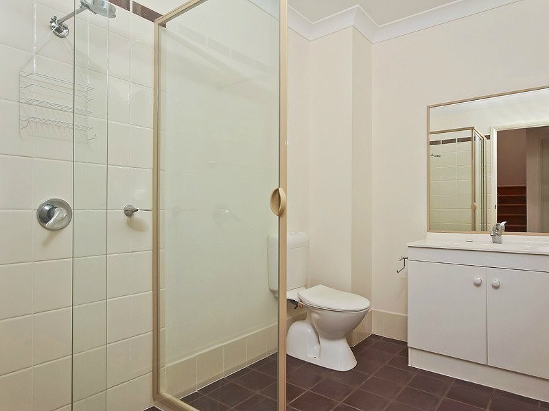 8 Riley Court, North Lakes QLD 4509