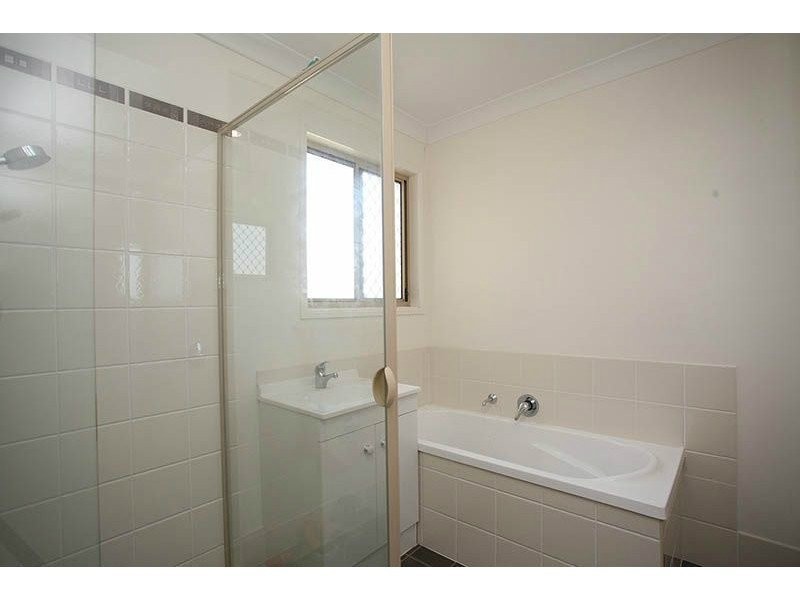 8 Riley Court, North Lakes QLD 4509