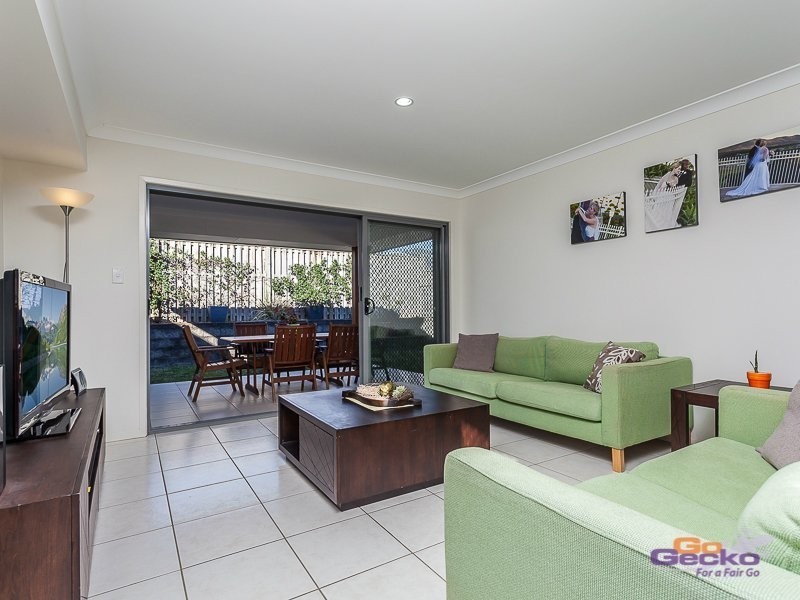21 Beerwah Parade, Kallangur QLD 4503