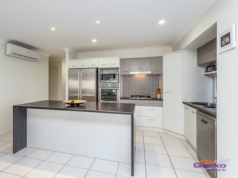 21 Beerwah Parade, Kallangur QLD 4503